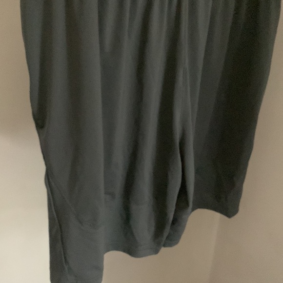 Men’s XL Under Armour Maryland Raid Short Pitch Gray - Picture 6 of 7